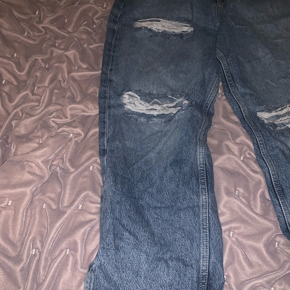Jeans - Picture 2 of 8